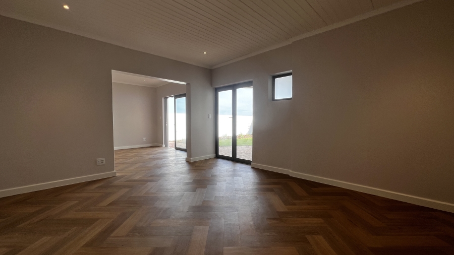 3 Bedroom Property for Sale in Yzerfontein Western Cape